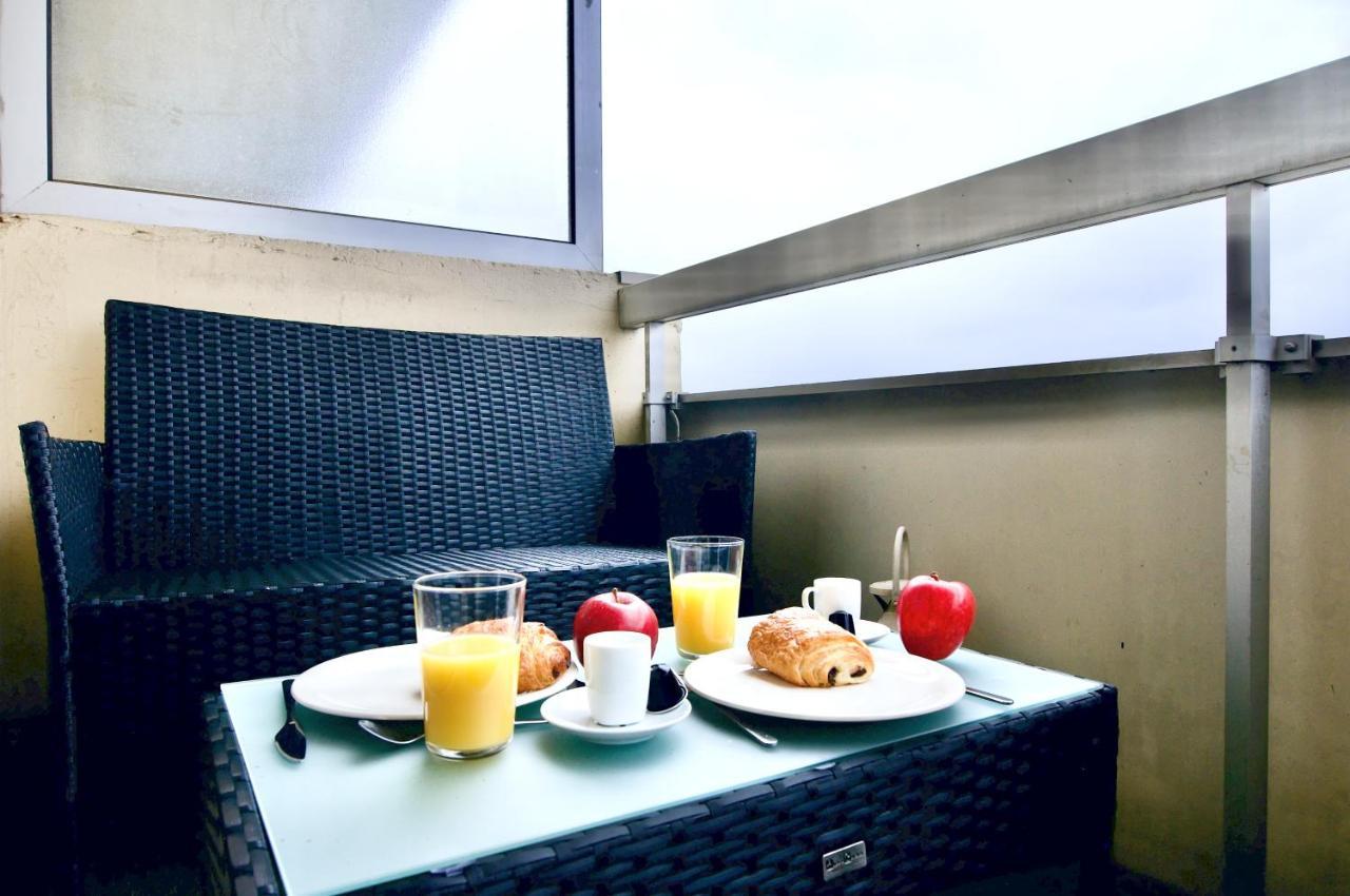 Appart'Hotel Versailles Saint Cyr L'Ecole - Gare Sncf A 100M Et Parking Prive 外观 照片